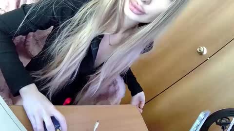 Elza Kom online show from April 26, 4:54 am