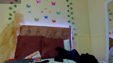 Snapshot of ema_garciaa chatting on October 19, 12:40 pm ema garcia online show from October 19, 12:40 pm