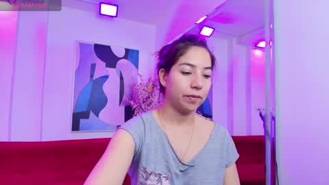 Snapshot of ema_louisx chatting on March 10, 12:38 pm Ema louisx online show from March 10, 12:38 pm