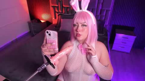 Ember Velvet online show from March 4, 4:41 am