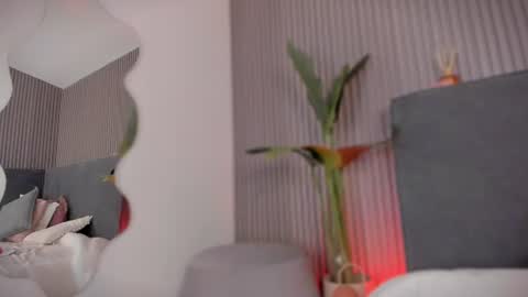 emelie_89 online show from July 28, 2:13 pm
