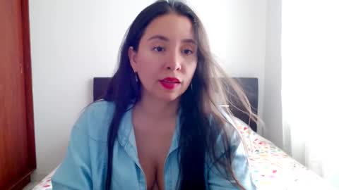Snapshot of emely_sexx chatting on September 27, 6:48 pm emely_sexx online show from September 27, 6:48 pm