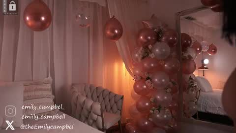 Snapshot of emiilycampbell chatting on February 15, 2:15 am Emily Campbell online show from February 15, 2:15 am