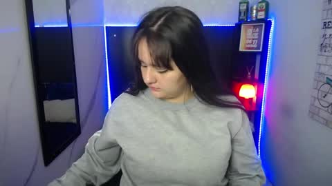 EMILI online show from May 23, 4:33 am