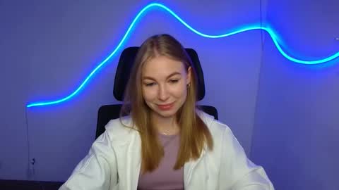 Emilia online show from September 24, 5:39 am