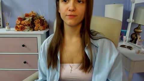 Emilly online show from March 11, 8:29 am