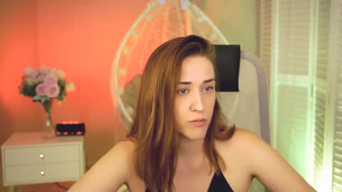emillylopez online show from July 28, 1:21 pm