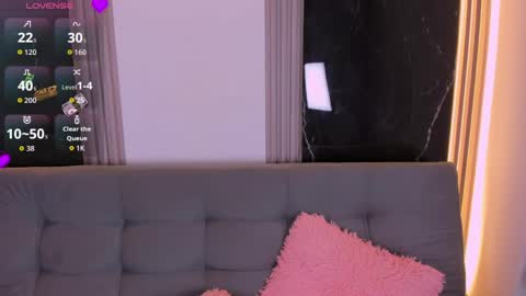 Emery online show from April 7, 10:01 pm