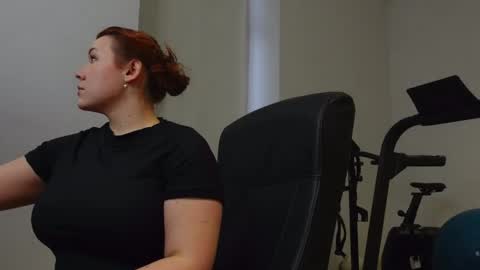 EMILY BOKER online show from January 10, 8:19 am