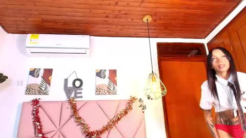 Emily Burton online show from January 13, 11:58 am