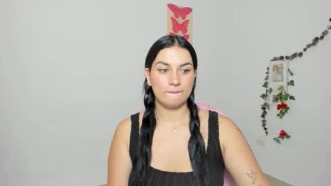 Emily  online show from November 3, 3:05 pm