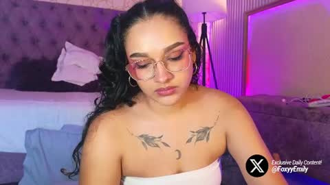 Emily online show from July 19, 7:05 pm