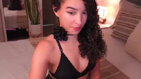 Snapshot of emily_johnson1 chatting on September 23, 11:47 pm Juliana online show from September 23, 11:47 pm