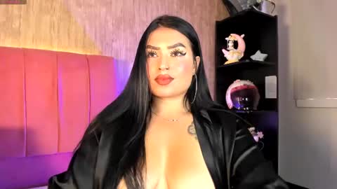 Emily  online show from June 24, 10:31 pm