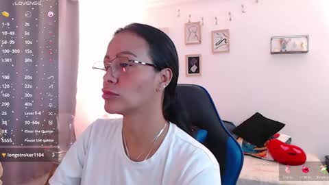 emily leroy. online show from November 14, 2:06 pm