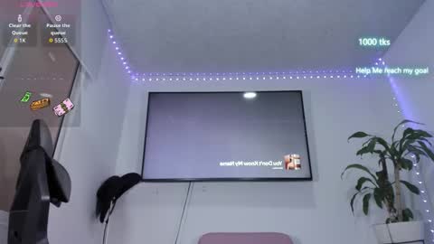 emily_palmeer online show from January 18, 11:39 am