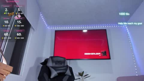 emily_palmeer online show from March 28, 10:37 am