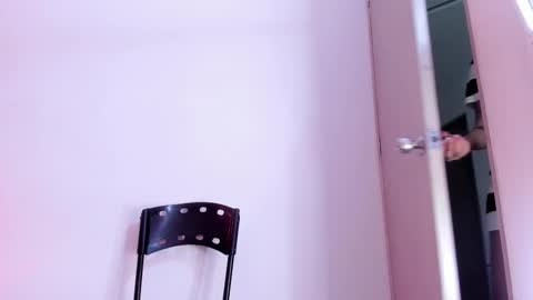 Emily online show from March 6, 9:21 pm