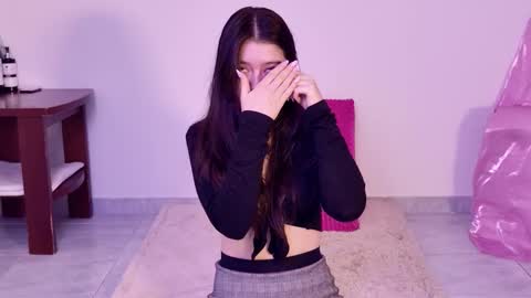 Snapshot of emily_sweet30 chatting on October 9, 11:42 pm Emily online show from October 9, 11:42 pm