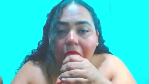 Snapshot of emily_sweet_23 chatting on October 14, 11:51 pm Liss online show from October 14, 11:51 pm