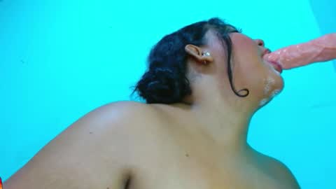 Snapshot of emily_sweet_23 chatting on October 6, 6:30 am Liss online show from October 6, 6:30 am