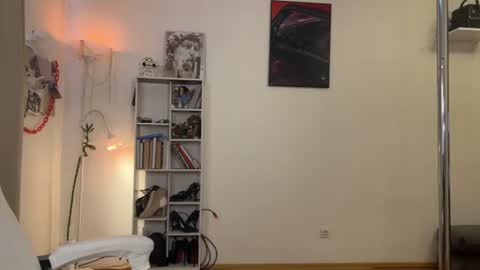 Lia online show from July 13, 2:40 pm