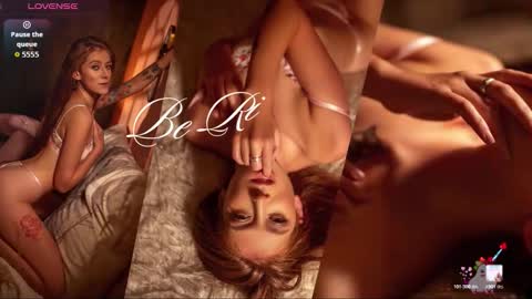 emily_warren__ online show from January 13, 8:02 pm