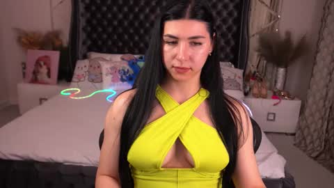 Snapshot of emilycandys chatting on September 23, 6:22 am Emy online show from September 23, 6:22 am