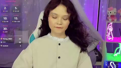 Emilyhaves online show from May 21, 10:35 am