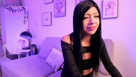 Emily online show from April 2, 11:40 am