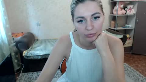 emilyfork online show from June 16, 11:22 am