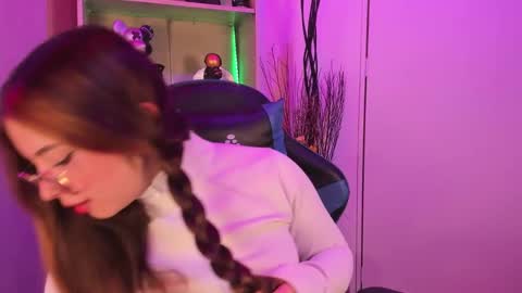 VALEEEN online show from February 1, 3:50 pm