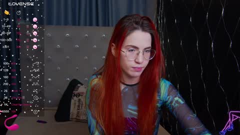 Snapshot of emilykents chatting on January 13, 1:56 am EmilyKents online show from January 13, 1:56 am