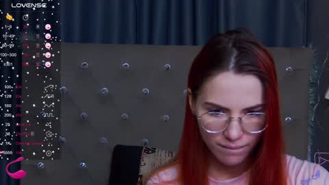 Snapshot of emilykents chatting on January 18, 1:41 am EmilyKents online show from January 18, 1:41 am