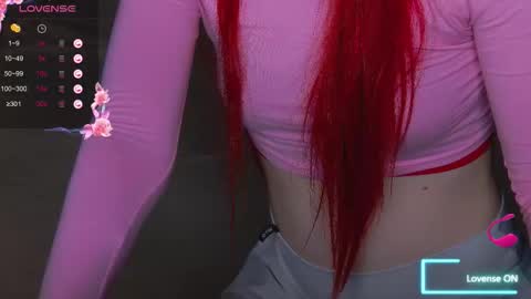 Snapshot of emilykents chatting on October 4, 1:44 am EmilyKents online show from October 4, 1:44 am