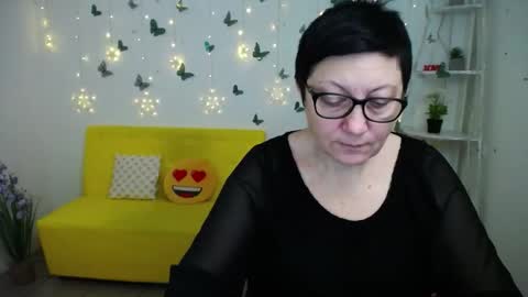 Emily online show from February 21, 6:25 am