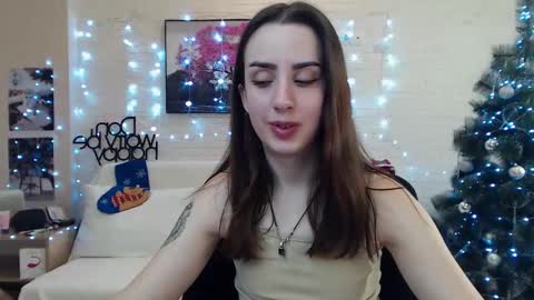Emyli online show from December 19, 9:16 pm