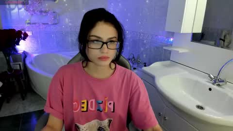 Emily online show from November 2, 2:37 am