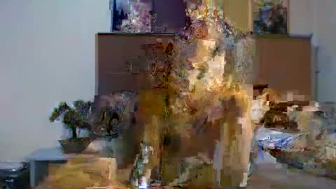 Emilly online show from February 5, 9:40 pm