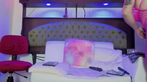 emily rousse online show from January 18, 2:35 pm