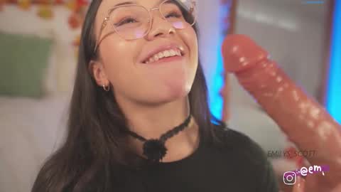 Emy  online show from November 9, 6:04 pm