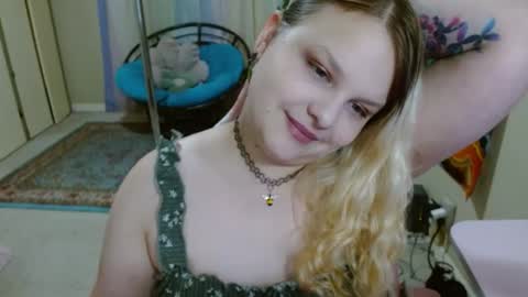 Snapshot of emilyshaze chatting on January 13, 12:09 am emily haze online show from January 13, 12:09 am