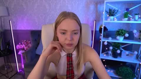 Snapshot of emilysunshines chatting on September 10, 6:46 am MY NAME IS Emily WELCOME EVERYONE I WILL BE HAPPY TO GIVE YOU WHAT YOU HAVE DREAMED OF FOR SO LONG online show from September 10, 6:46 am