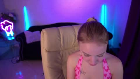 Snapshot of emilysunshines chatting on March 11, 9:59 pm MY NAME IS Emily WELCOME EVERYONE I WILL BE HAPPY TO GIVE YOU WHAT YOU HAVE DREAMED OF FOR SO LONG online show from March 11, 9:59 pm