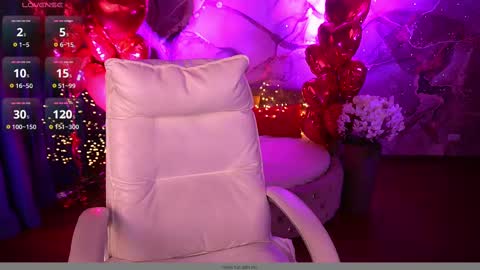 Snapshot of emilysunshines chatting on February 20, 9:20 pm MY NAME IS Emily WELCOME EVERYONE I WILL BE HAPPY TO GIVE YOU WHAT YOU HAVE DREAMED OF FOR SO LONG online show from February 20, 9:20 pm
