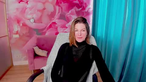 EmilyWalkers online show from February 17, 7:58 am