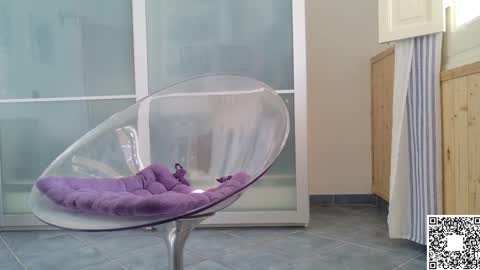 Snapshot of emilyweed chatting on February 13, 10:23 am Emily ---- online show from February 13, 10:23 am