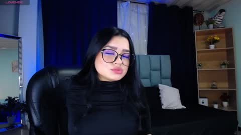 Emily  online show from November 13, 3:38 am