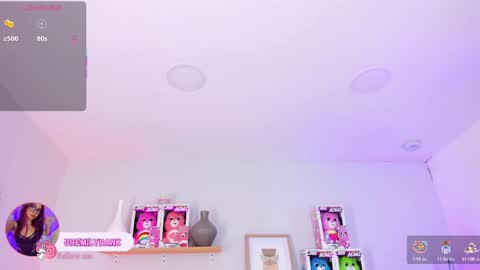 Snapshot of emilyy_bank chatting on September 26, 8:39 pm Emily Bank online show from September 26, 8:39 pm