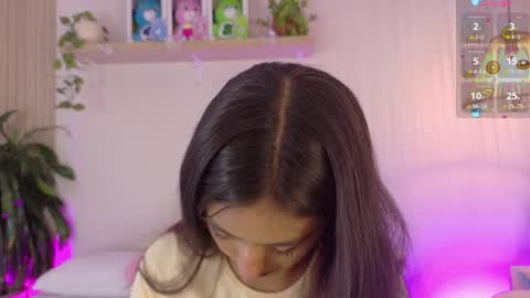 Emily Bank online show from June 5, 8:26 pm